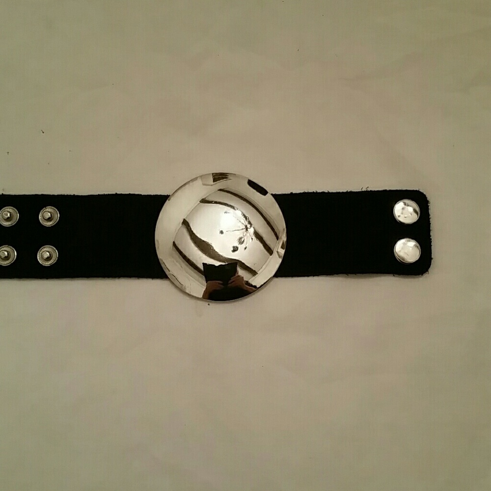 Black suede bracelet with silvertone center